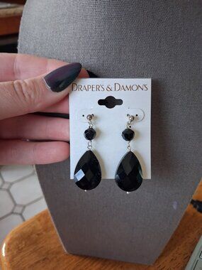 Draper's & Damon's black dangle earrings